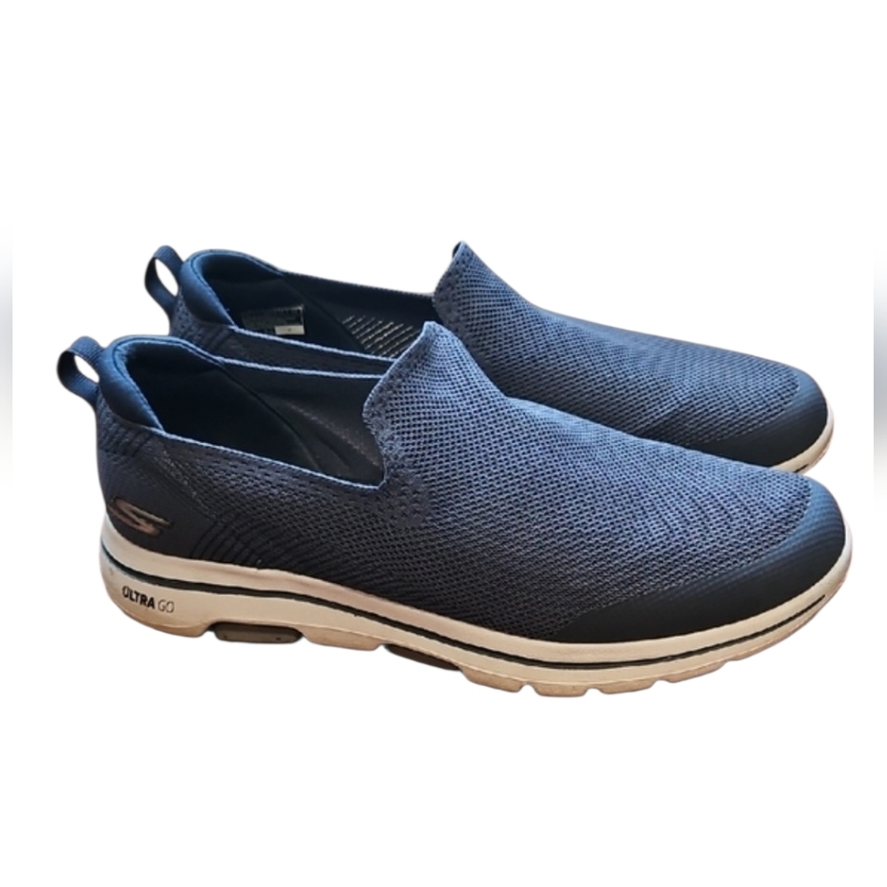 Skechers GOWALK 5 Navy ULTRA GO Size 12